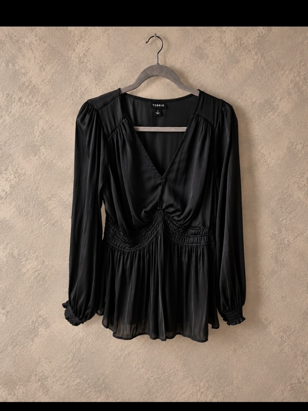 torrid Black V-Neck Long Sleeve Gathered Peplum Blouse